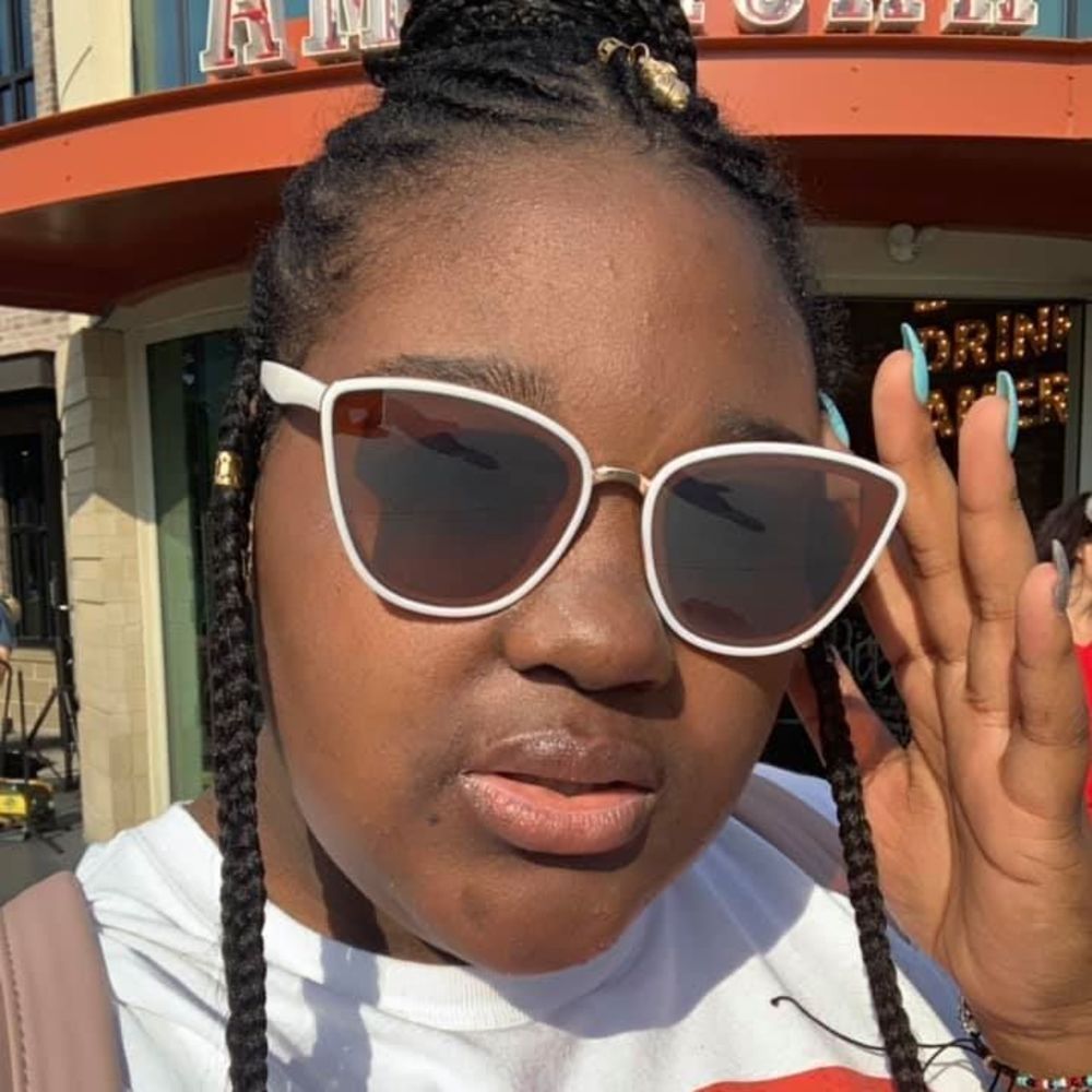 Meet your Posher, Camryn